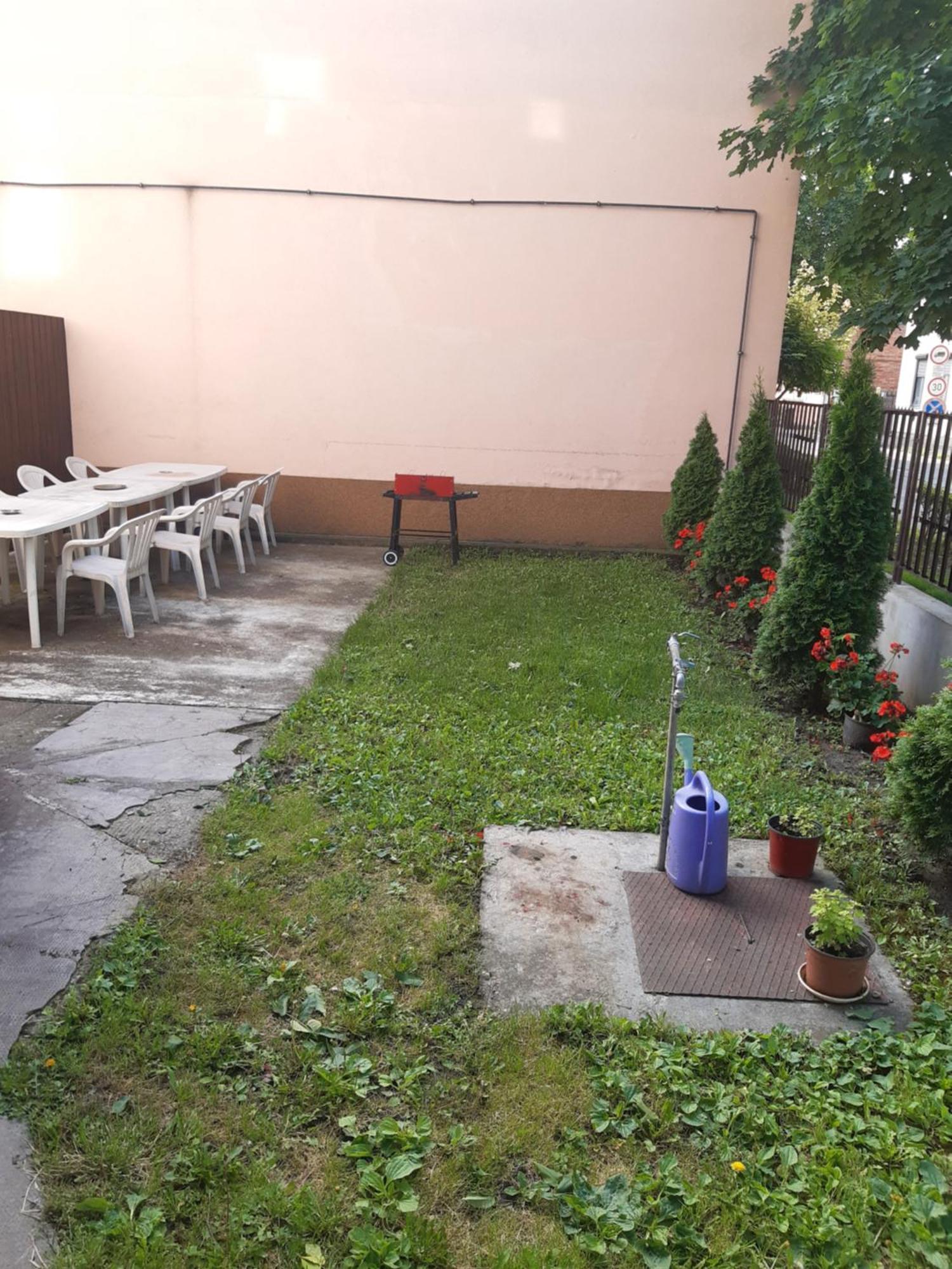 Sasfeszek Lägenhet Hajdúszoboszló Exteriör bild